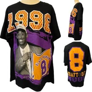Kobe Bryant #8 Draft Day 1996 Black Mamba Lakers Graphic T-shirt Large